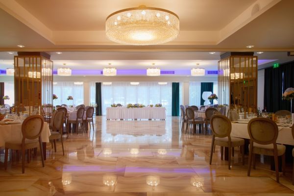 Hotel Univers T (Kluż)